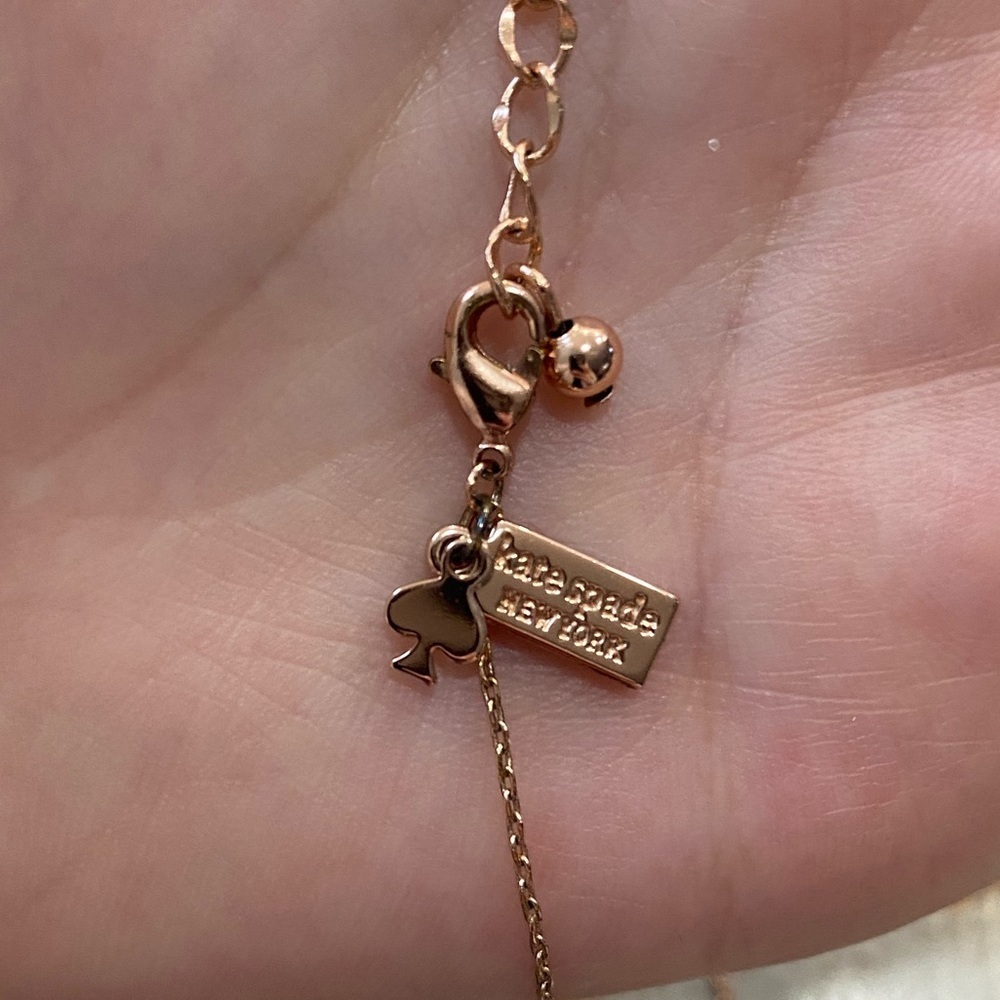 KATE SPADE Elegant Rose Gold Necklace with Crystal Accents - Picture 6 of 6